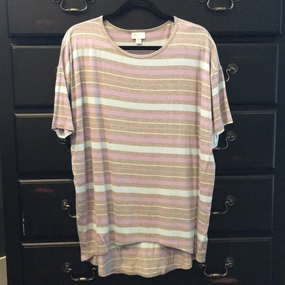 Brand New With Tags LuLaRoe Size Extra Small Irma